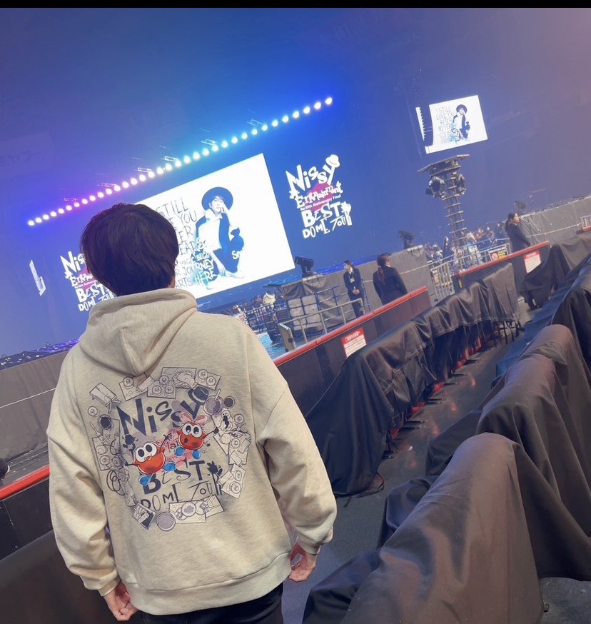 Shun1020aaa's tweet photo. NissyのLIVEが最高すぎましたー！！！
MCも面白すぎて最高の���間を過ごせて本当によかった✨
Nissyと福岡のお菓子も買えれたから大満足！

@NissyStaff 
#Nissy_Re10th_福岡 https://t.co/3XQ8Z2bJf2