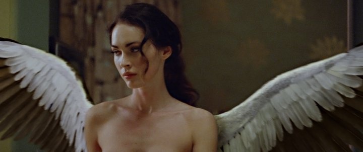 Cyb4rAnG3L's tweet image. i feel like this when i dont have a top on