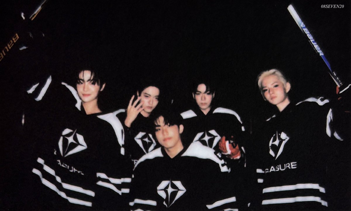 archiveoftrsr's tweet photo. [SCAN] TREASURE SEASON‘S GREETINGS POLAROID

[스캔] 트레저 2025 시그 시즌그리팅 폴라 폴라로이드

#TREASURE #트레저 #トレジャー https://t.co/witDqK4F9r