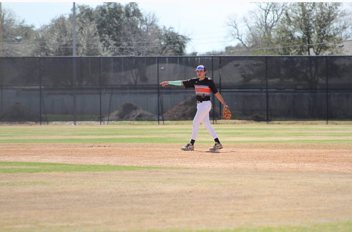 timothyrosas22's tweet photo. First High School scrimmage was good pitched 1 inning 3k’s and 1 hit allowed,went 3-4 at the plate.#Freshman #varsity #uncommitted https://t.co/wsUHeed6P2