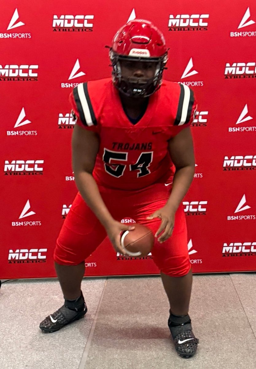 LaquarriousFin4's tweet photo. I will be officially signing at Jackson Prep on 2/5/2025 at Lindsey Hall. Everyone is welcome to come! @FbMDCC. 
 @coachc98 @goodwin_coach  @ShedrickMckenz2 @JacksonPrep_FB @MacCorleone74 
 @Rebels247 @warren_rowan @JuJuSports1 @InTheTrenches22 https://t.co/YO22QviuIK