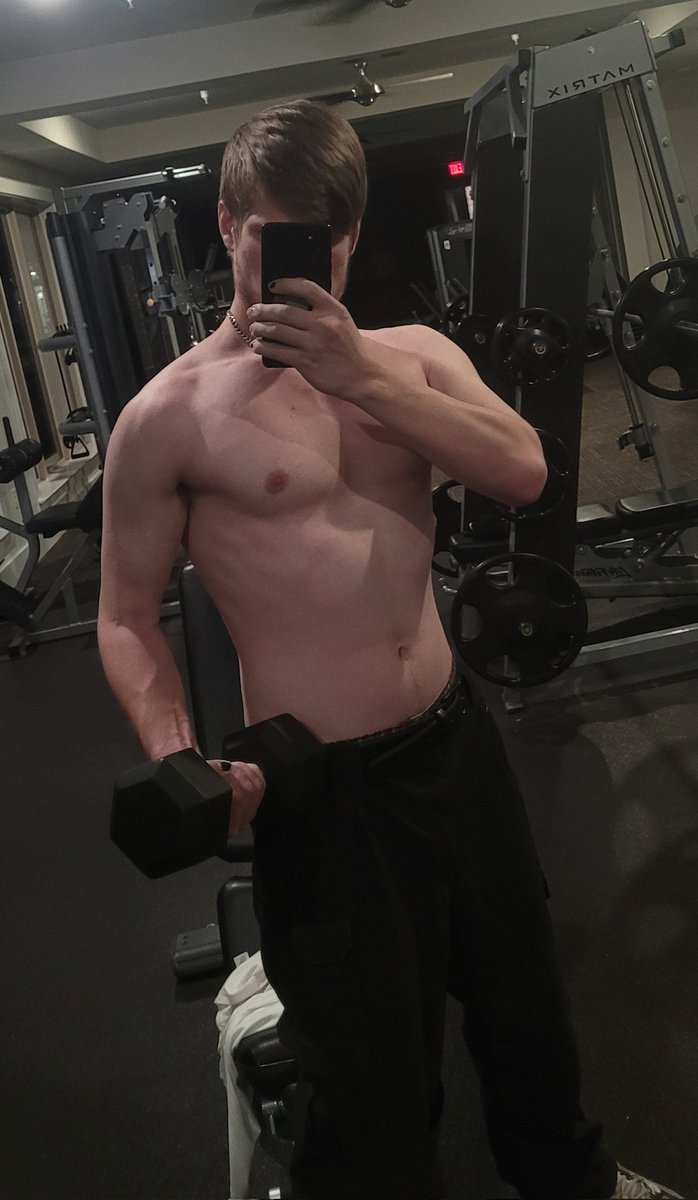 HiI'mWonder tweet media