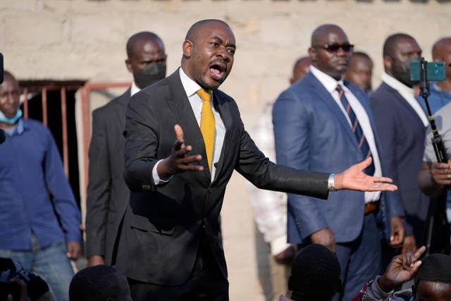 Twinsisters tweet media