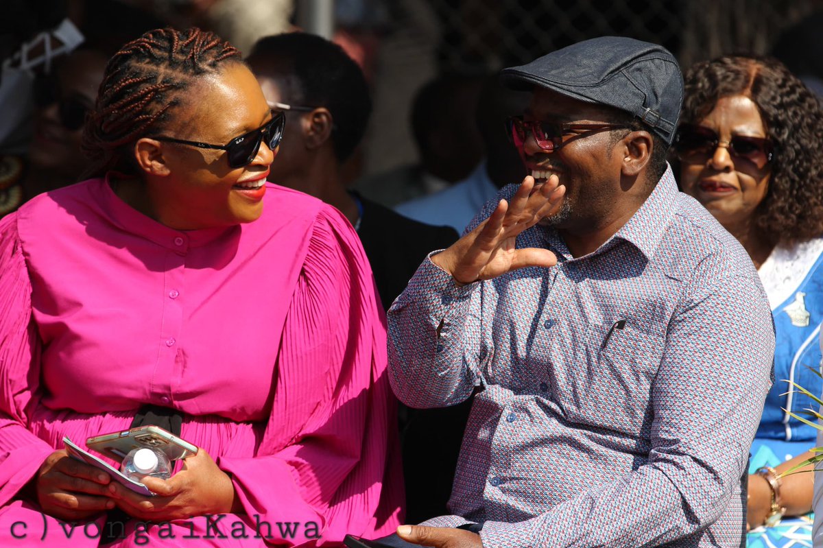 Twinsisters tweet media