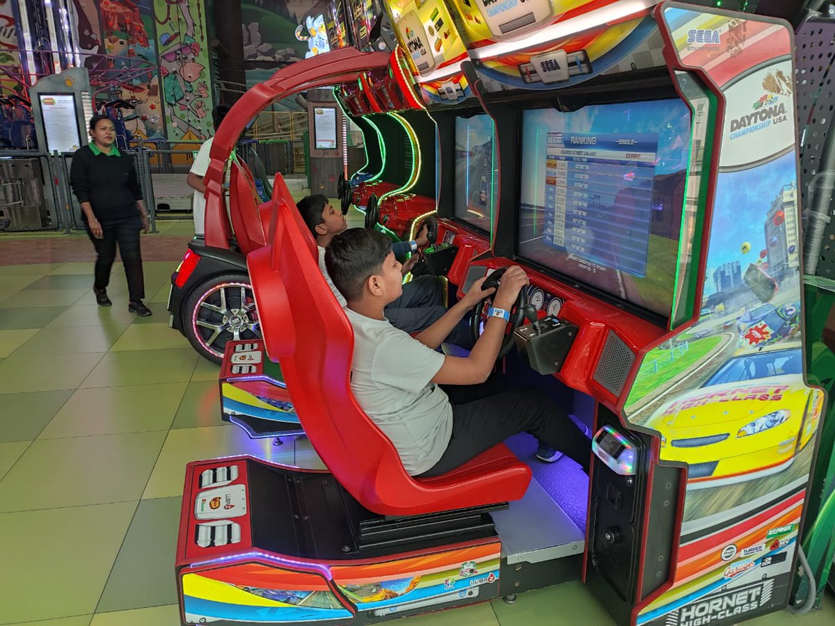 SRMPS's tweet image. BOARDERS DAY OUT
#boardersdayout #funactivitiesforkids #kindergarten #cbscschool #learning #preprimary #preschool #preschoolactivities #boardingschool #LearningIsFun #DayBoardingSchool
@followers