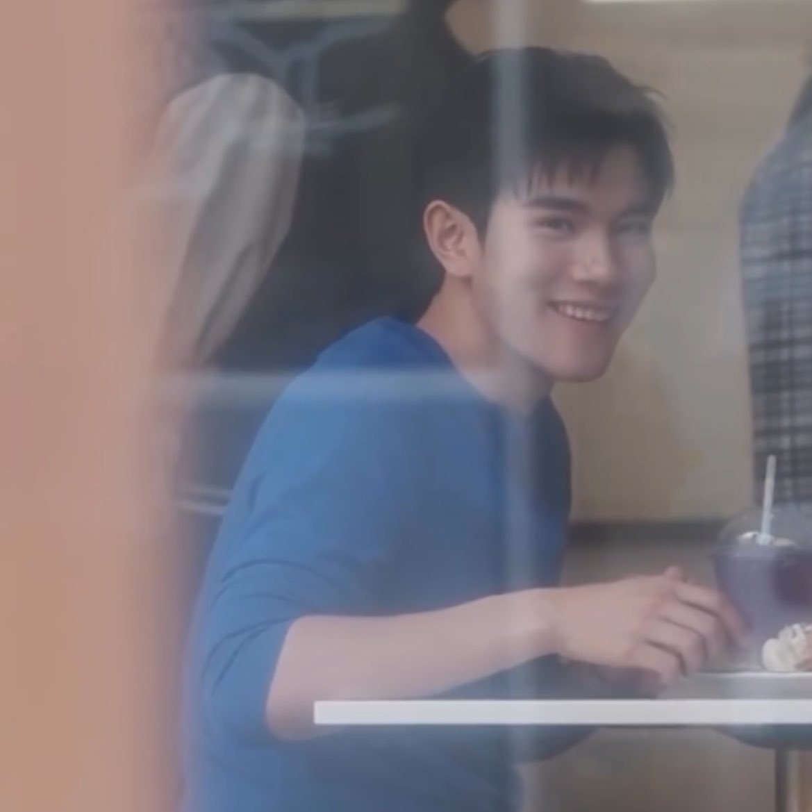 ris 🥭 tweet media