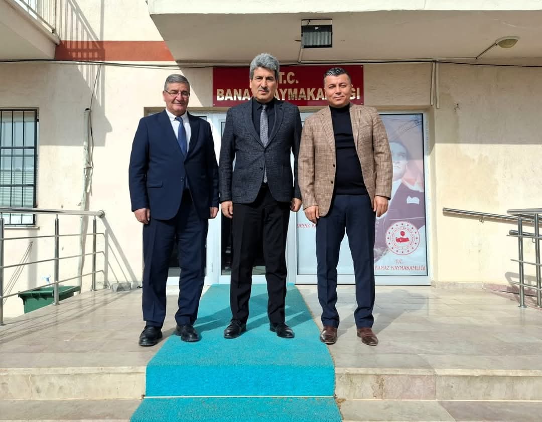 banazkaymakamlk's tweet photo. Sayın Kaymakamımız Cuma EMEÇ, Uşak İl Nüfus ve Vatandaşlık Müdürü olarak atanan Caner Cavit KÖSEK'i makamında kabul ederek, yeni görevinde başarılar diledi. https://t.co/XufZIFmEAA