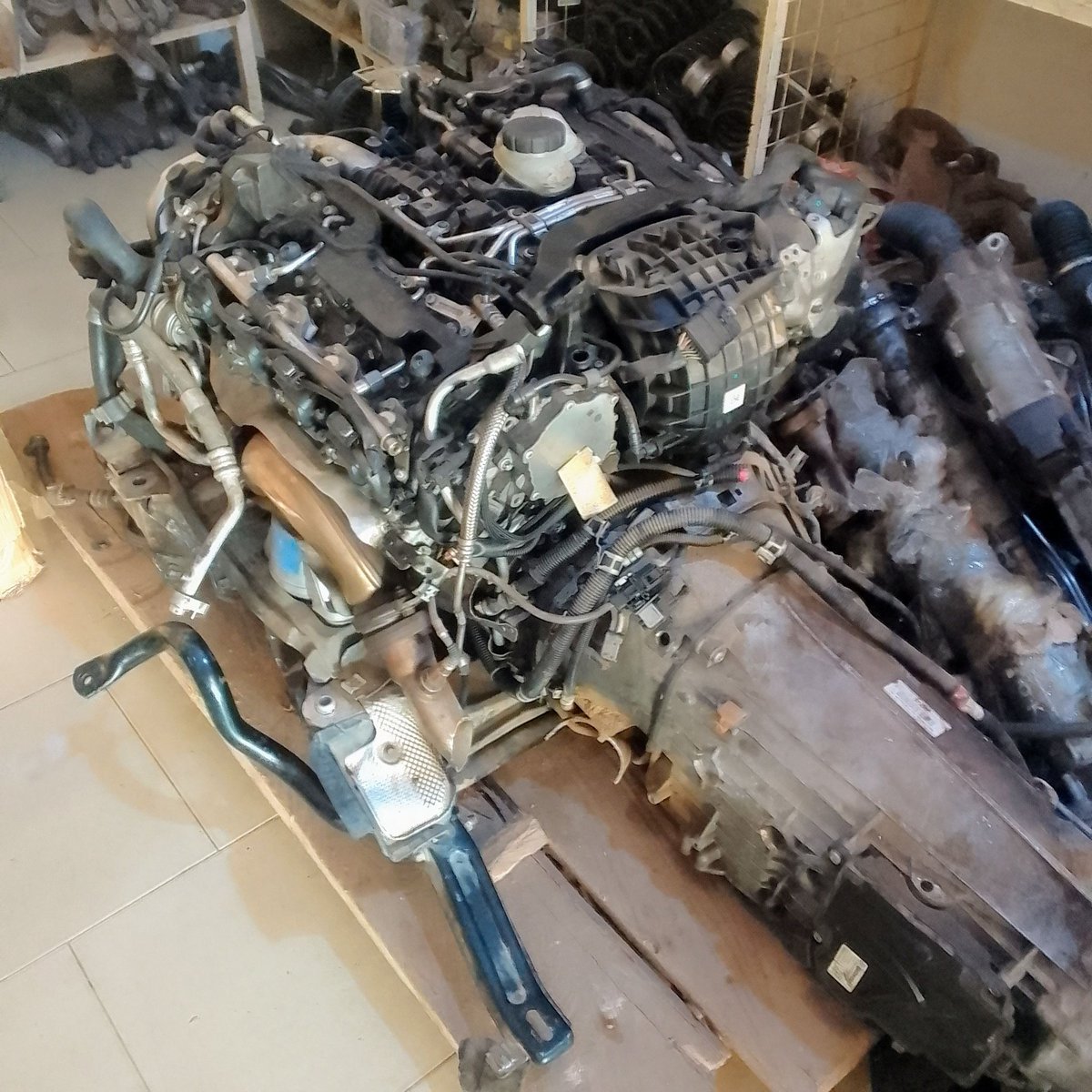 BenzCityGhana's tweet photo. This is Mercedes-Benz M278 engine. 

You can use it for your S-Class ( W222), CL-Class ( C 216 ), SL-Class ( R 231 ) and GL-Class ( X166 )

We have it here and it is on board for you to purchase ( for sale ).

Call us on +233244465427 +233544919959

Ksi : Kwadaso Agric Junction https://t.co/R4AexqObzZ