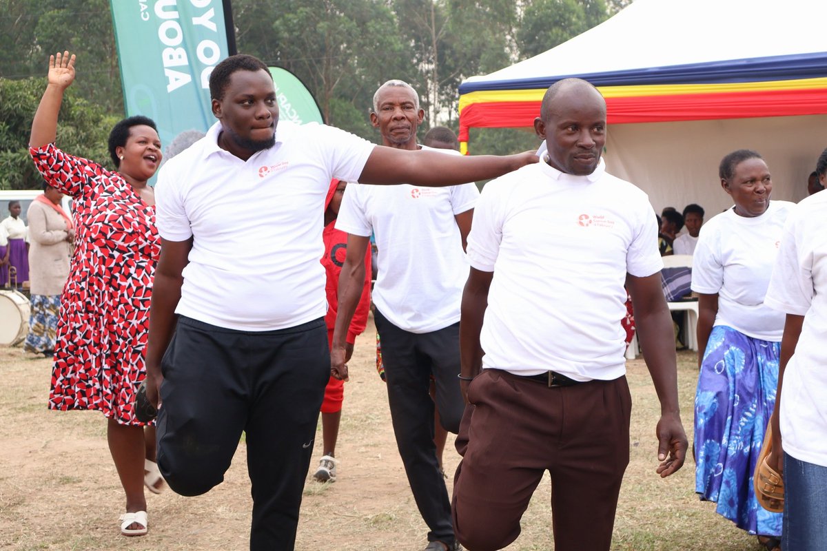 UgandaCancerIns's tweet photo. We encourage everyone to incorporate regular exercise into their lifestyle to reduce their cancer risk and improve overall well-being! #WorldCancerDay #PhysicalActivityMatters #CancerPrevention https://t.co/FS65Qeezfi