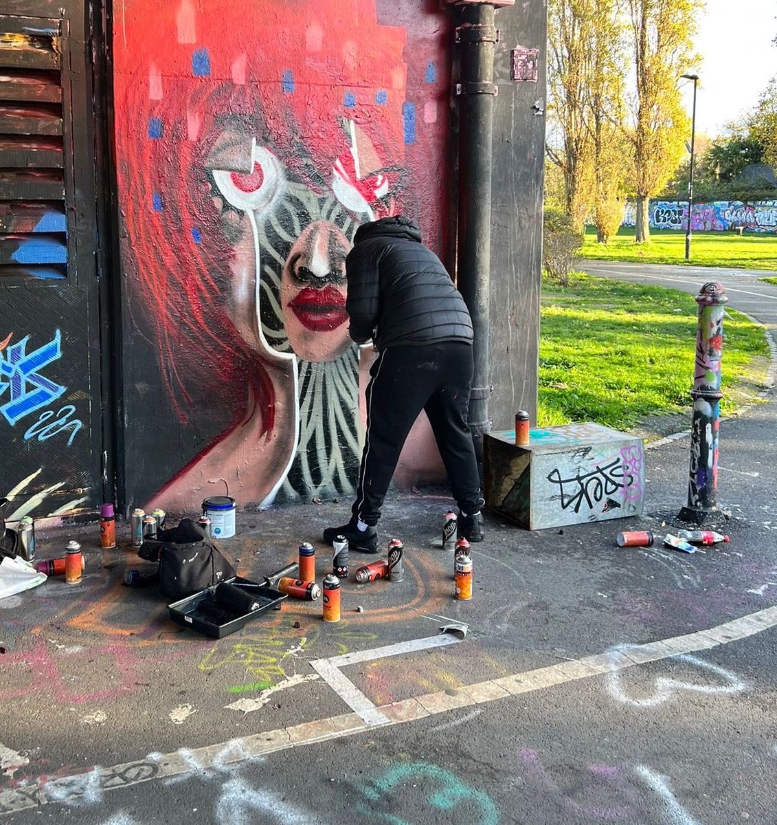 Gm My People

Lil Tuesday Throwback for the TL of Me cooking this 🔥 piece by <a href="/haningwaslost/">Haningwaslost.eth 🌕</a> in London for the legend <a href="/lotsofnfts/">Antxx</a> ❤️

Shoutout all the Supportive people left in the space that help Creators do what they Love ❤️💯

Anyone want their PFP or Project 🆙 in the