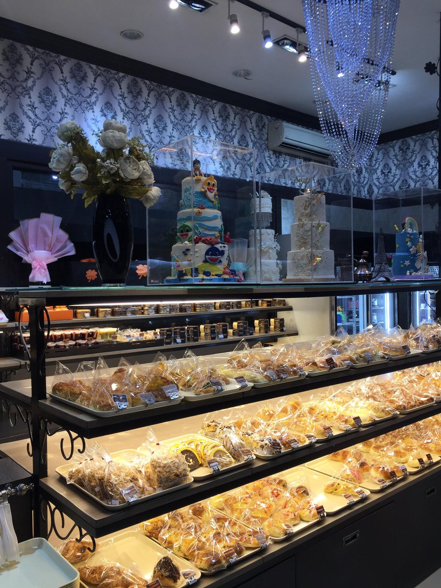 jaydenalaskaa's tweet photo. Sayang singgah bentar, katanya ada menu baru mereka (Misalnya: pastikan dulu kamu ga jomblo) #Medan #MEDAN https://t.co/SpShbDy6s4