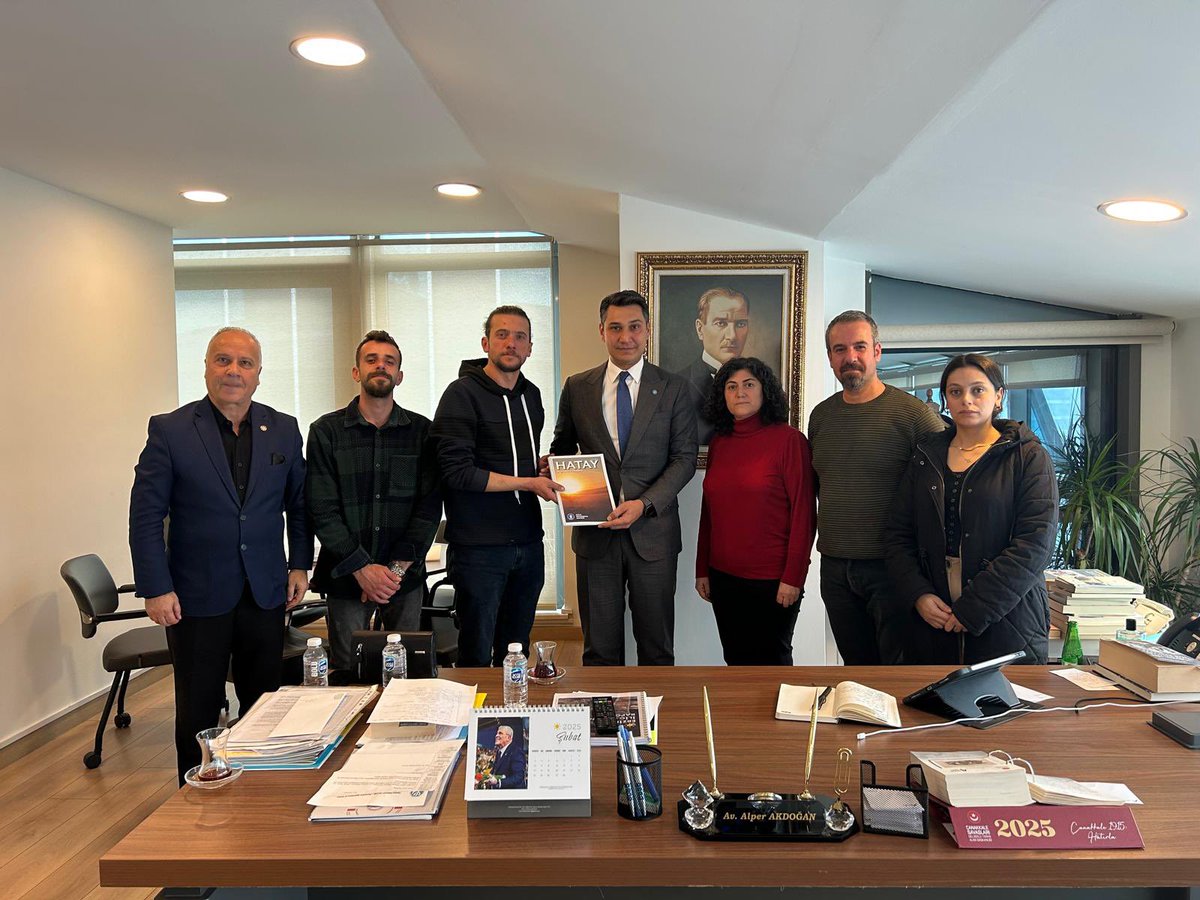 HatayDepDer's tweet photo. Rapor Görüşmeleri-İyi Parti 
Depremin 2.Yılında Hatay Raporumuzu İyi Parti Genel Merkezi STK ilişkileri Başkanı Alper Akdoğan’a sunduk. İnsanca yaşam koşullarına ulaşana dek sesimizi çoğaltmaya devam edeceğiz✌🏻 https://t.co/knM4U2q6Ts