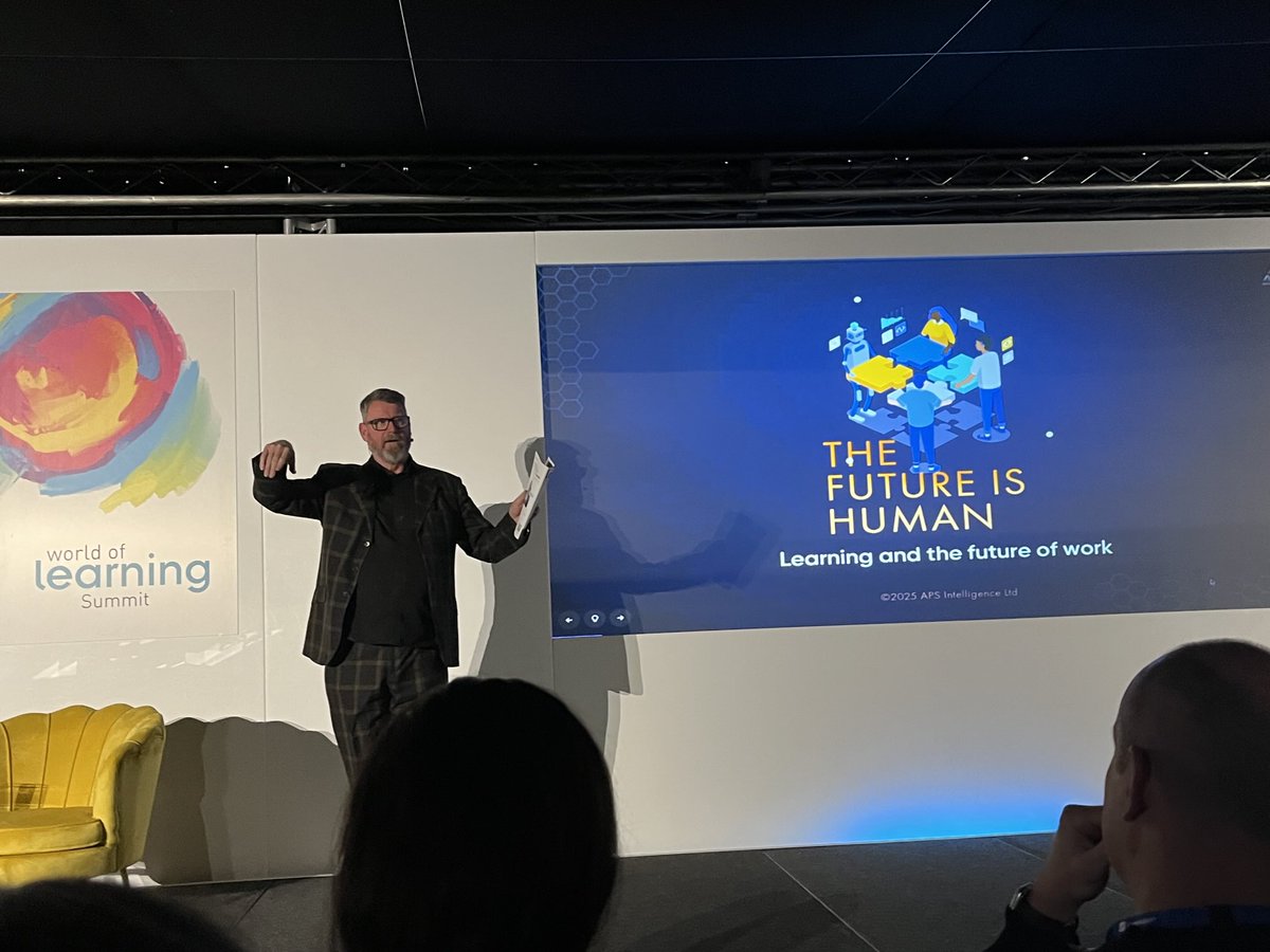 And we are off. Robin Hoyle takes to the stage # WOL25