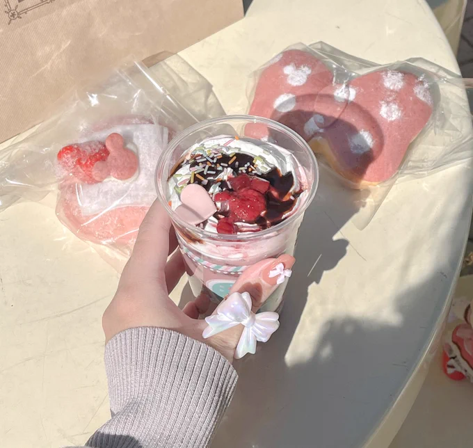 チックタックダイナー、今期のメニューピンクいっぱいでめちゃくちゃ可愛い 