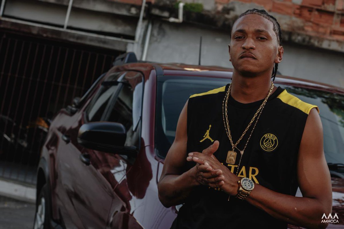 Só agradecer a Deus por estar completando mais um ano de vida parabéns pra mim crlh🎉🥳🎉🥳🎉🥳