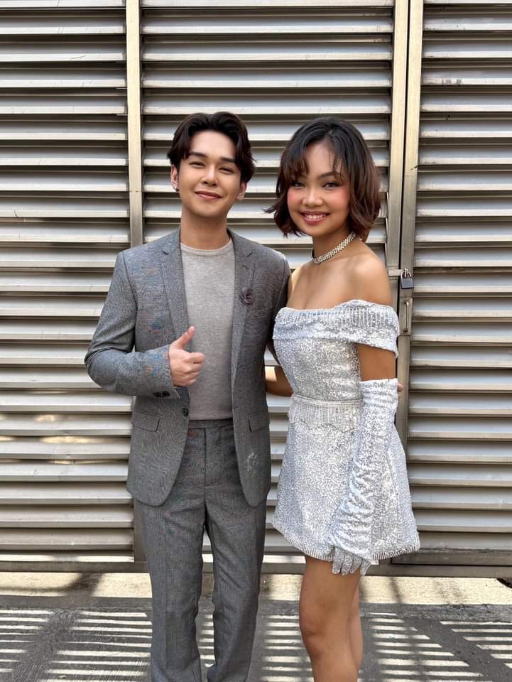 lovereivenumali's tweet photo. Reiven Umali with the one and only Tawag ng Tanghalan School Showdown Grand Champion Carmelle Collado

#ReivenUmali | #CarmelleCollado
@reiven_umali https://t.co/wa4jxgoTzi