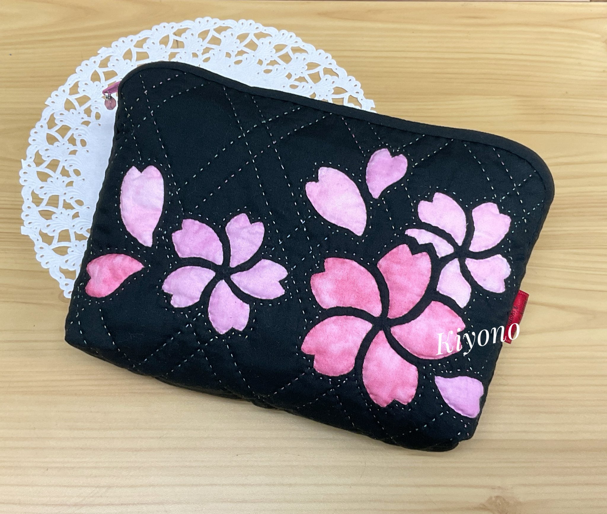キルト模様　ステンドガラス風　陶器 桔梗 ステンドグラス風キルト（MOSAIC QUILT）型紙 | Quilt