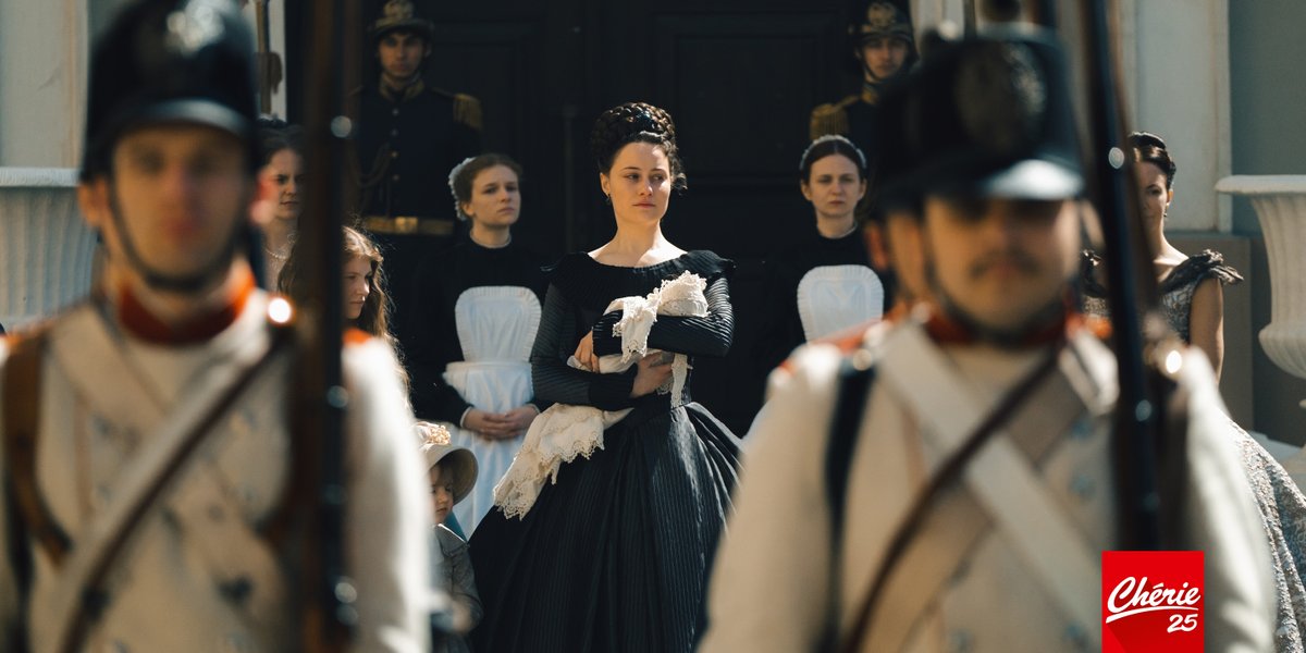 Cherie25tv's tweet photo. La Prusse  déclare la guerre à l'Autriche. Franz perd le soutien de la Hongrie en chassant Andrassy, tandis que Sissi dirige seule à Vienne…
📺 #Sissi
🕘 Chaque   samedi à 21.05 sur #Chérie25

#DominiqueDevenport #JannikSchumann https://t.co/zypha0Br6H