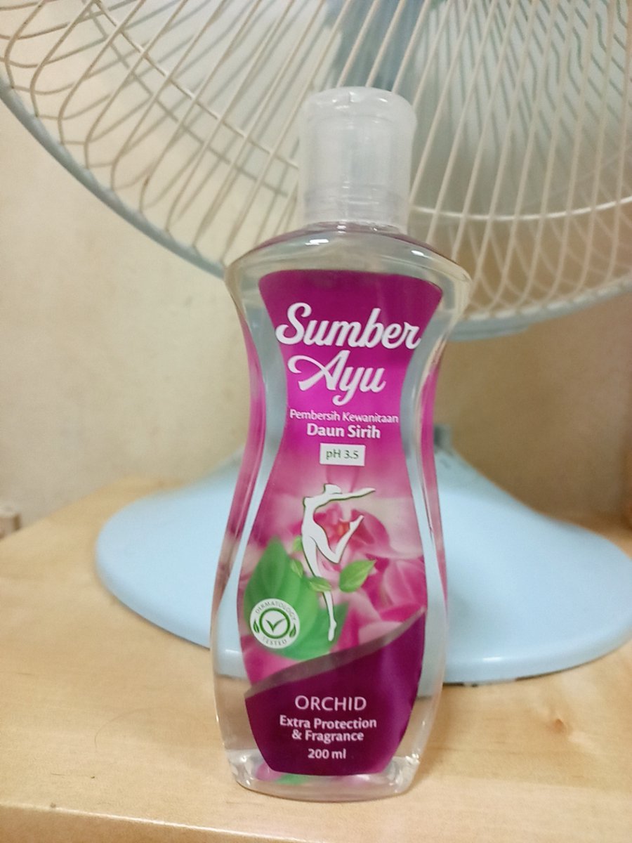 Nadia Azan tweet media