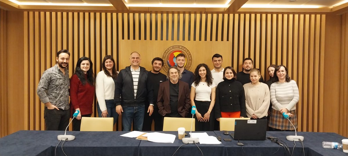 SergulBalsever's tweet photo. 📚 A Weekend Full of Learning! 🚀
This weekend was an incredibly enriching experience! Over Saturday and Sunday, I had the privilege of attending an American Legal Studies course with the esteemed Prof. Jonathan Decatorsmith from @ChicagoKentLaw
#LegalStudies #ChicagoKent #Law https://t.co/fPcUFnM1kB