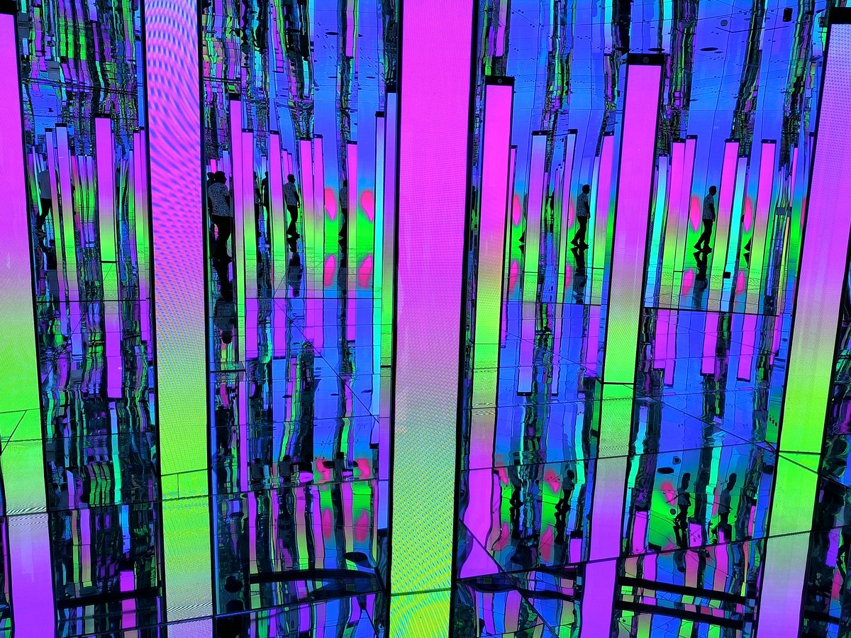 AlienMagicEyes's tweet photo. 🌞 Good morning my awesome friends, have a wonderful Tuesday 🤗

📷Neon Metaverse💜
🎊Brand-new @objktcom
💙Edition of 3 for 3 $XTZ
🔽Links in comments 

#NFTs #TEZOSTUESDAY #NFTCommunity https://t.co/Sp01Vgsfns