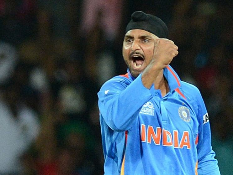 HawkRenegades's tweet photo. 13. Harbhajan Singh 🇮🇳
14. Mohammad Nabi 🇦🇫
15. Matheesha Pathirana 🇱🇰
16. Nathan Ellis 🇦🇺 https://t.co/sYclzuYWrz