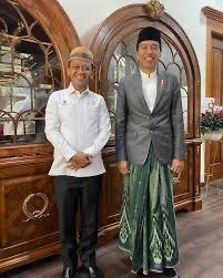 Ibu_Neneng tweet media