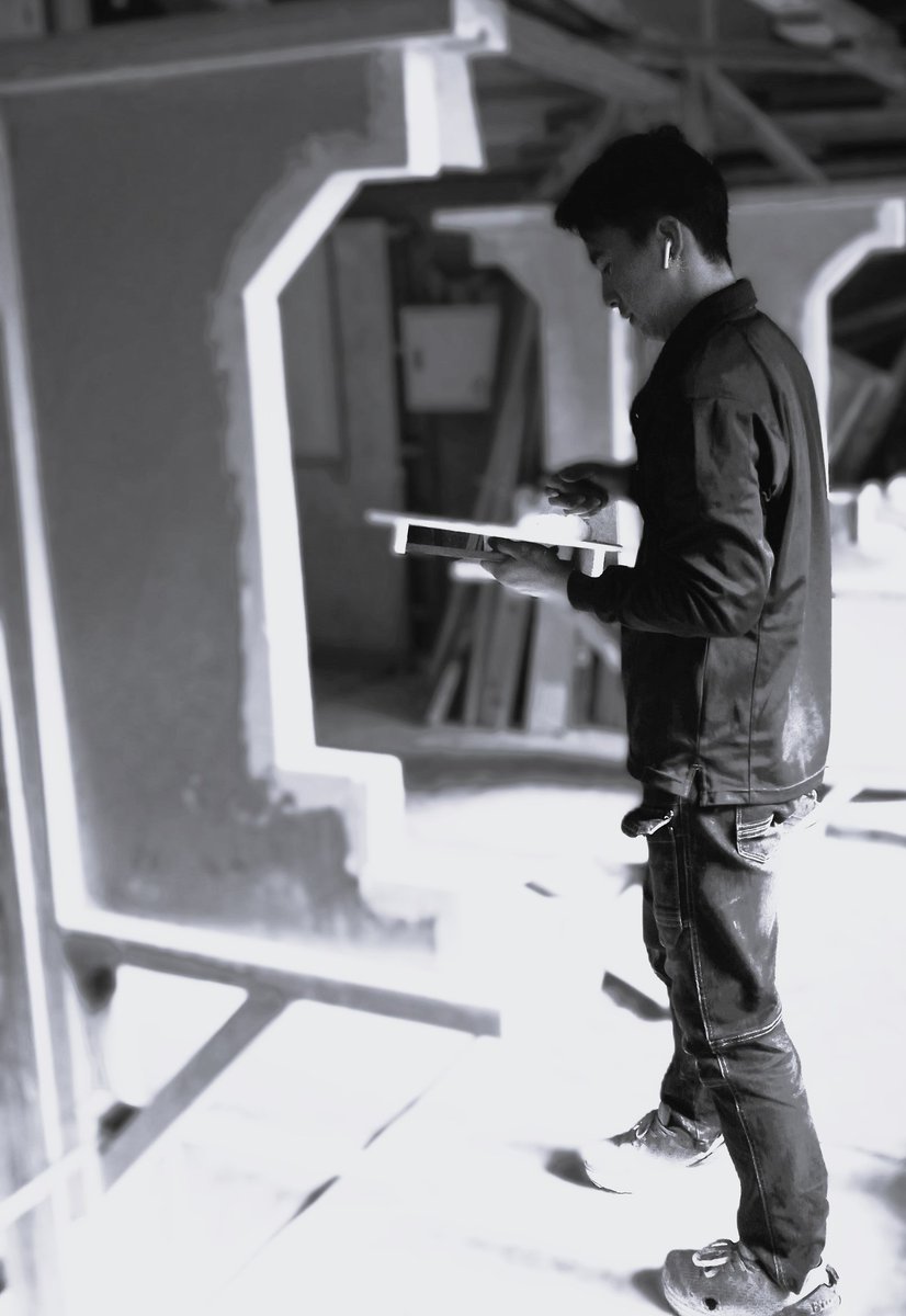 miyakun525583's tweet image. 今日は令和7年度最初の左官・タイル科の訓練日です。
技能照査と進級試験の実技試験が行なわれました。訓練校で学んだ技能や技術がしっかりと身につき、キャリアアップできているかを判定します。皆、真剣な面持ちです。出来上がりは後程アップします。＃左官　＃技能士　＃技能照査