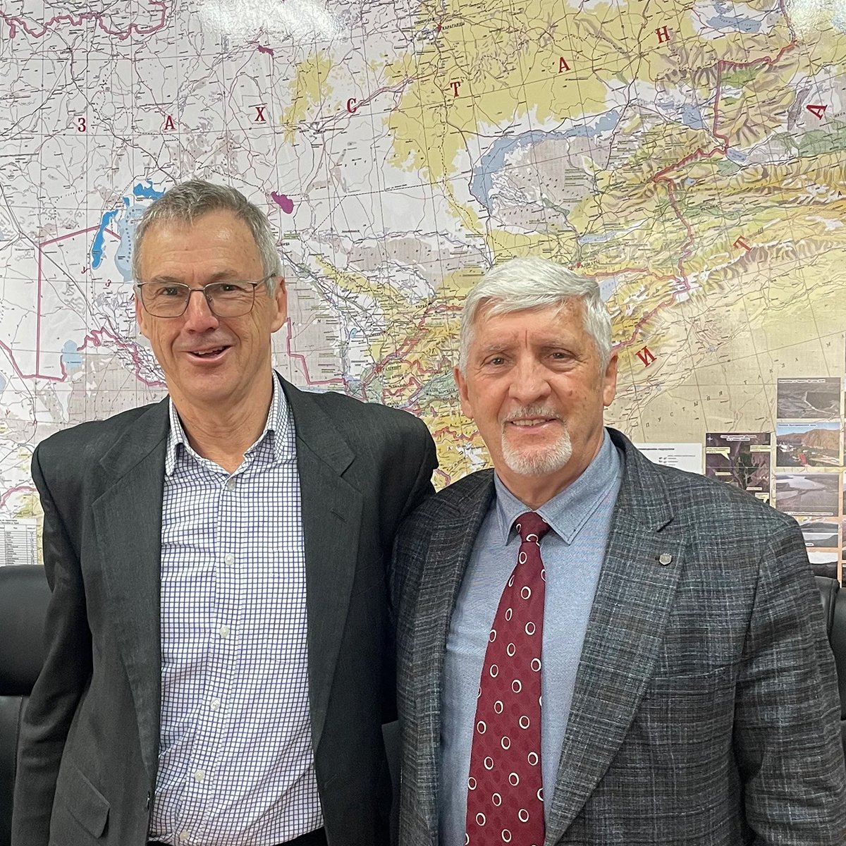 Tony Oakes, our founding director, is in Kazakhstan to discuss key regional solutions. 
He met Ryabtsev Anatoliy, Director of the Water Hub at KazNARU, to advance water management initiatives following our MoU with the Ministry. 

#irrigation #automation #agtech  #rubicon #water