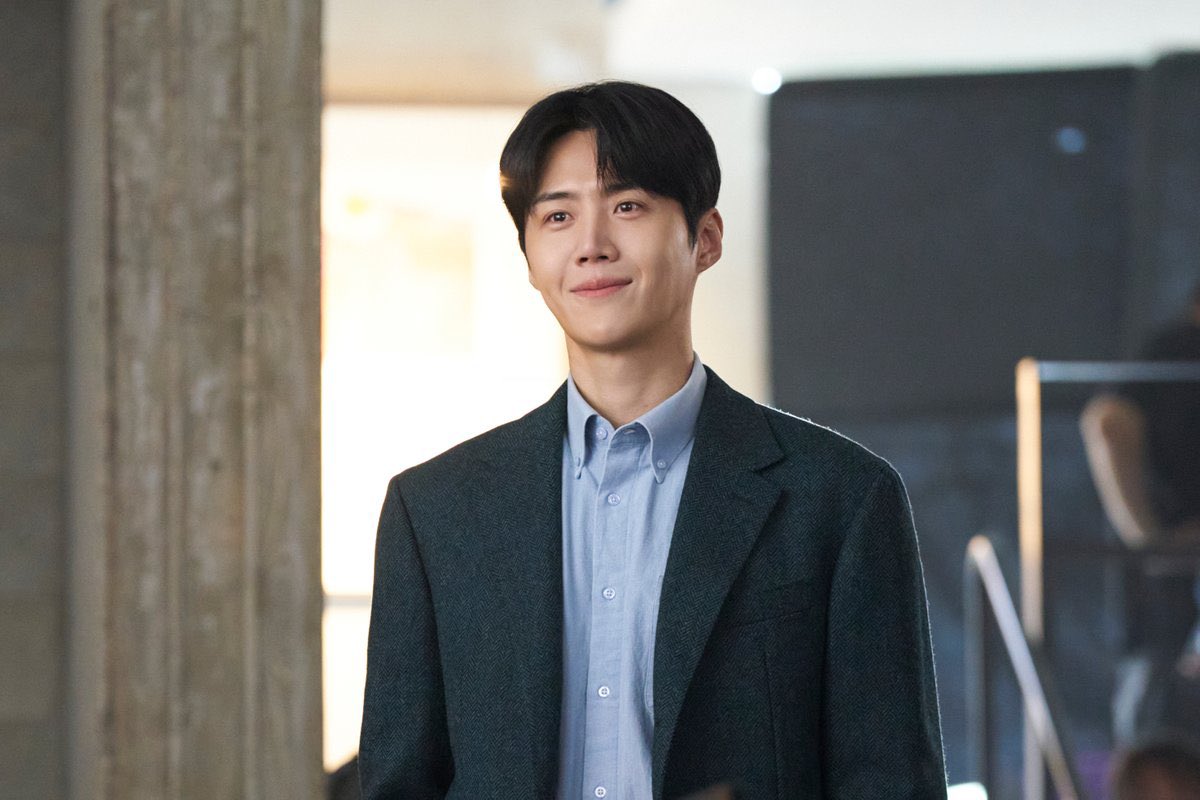 yoon_hyemia's tweet photo. #canthislovebetranslated promotional twt (pls like/repost) to support actor #kimseonho a thread : https://t.co/AFCZoovaFy