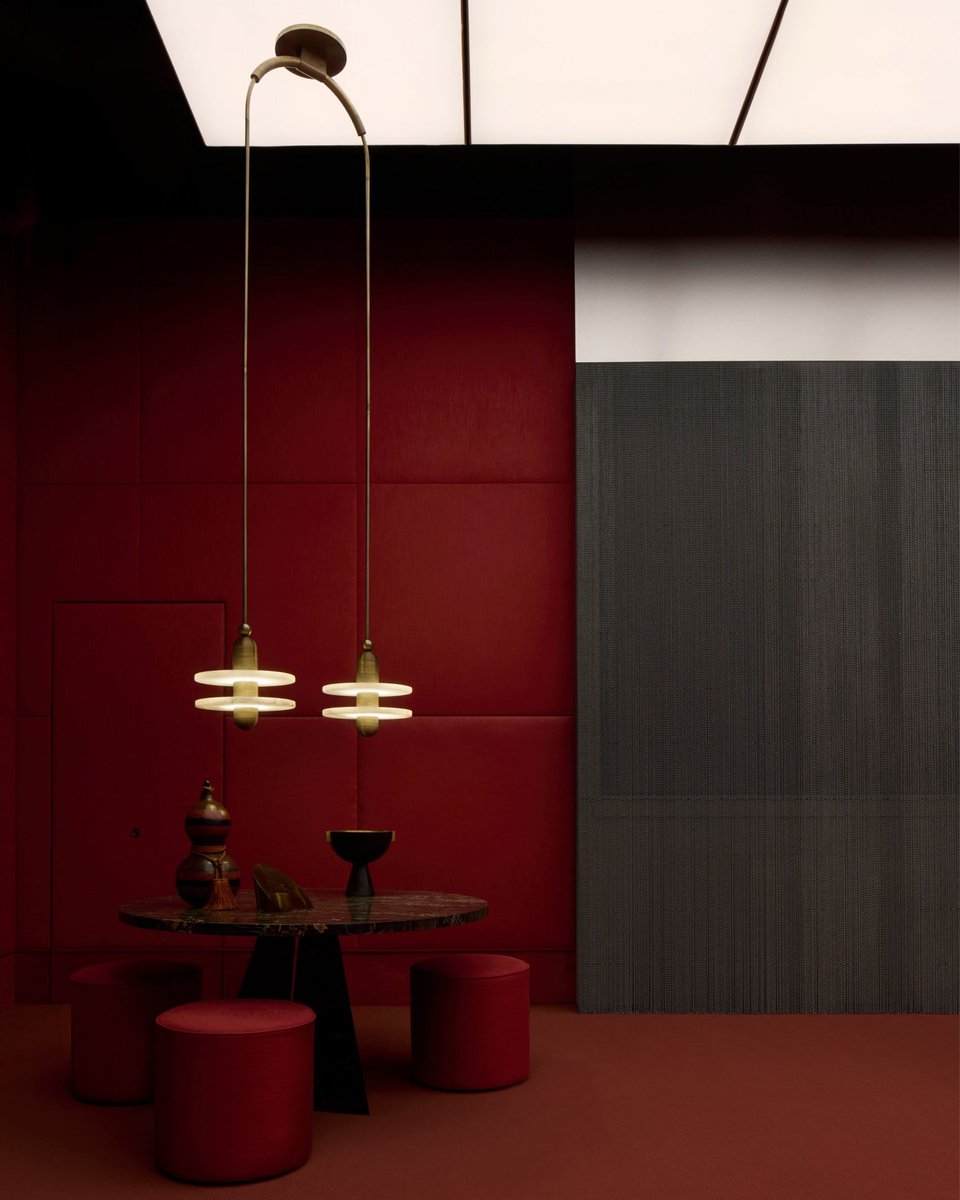 4AAAAart's tweet photo. The Red Room by Apparatus 

NYC, USA 🇺🇸 https://t.co/l1mXfm2f4B
