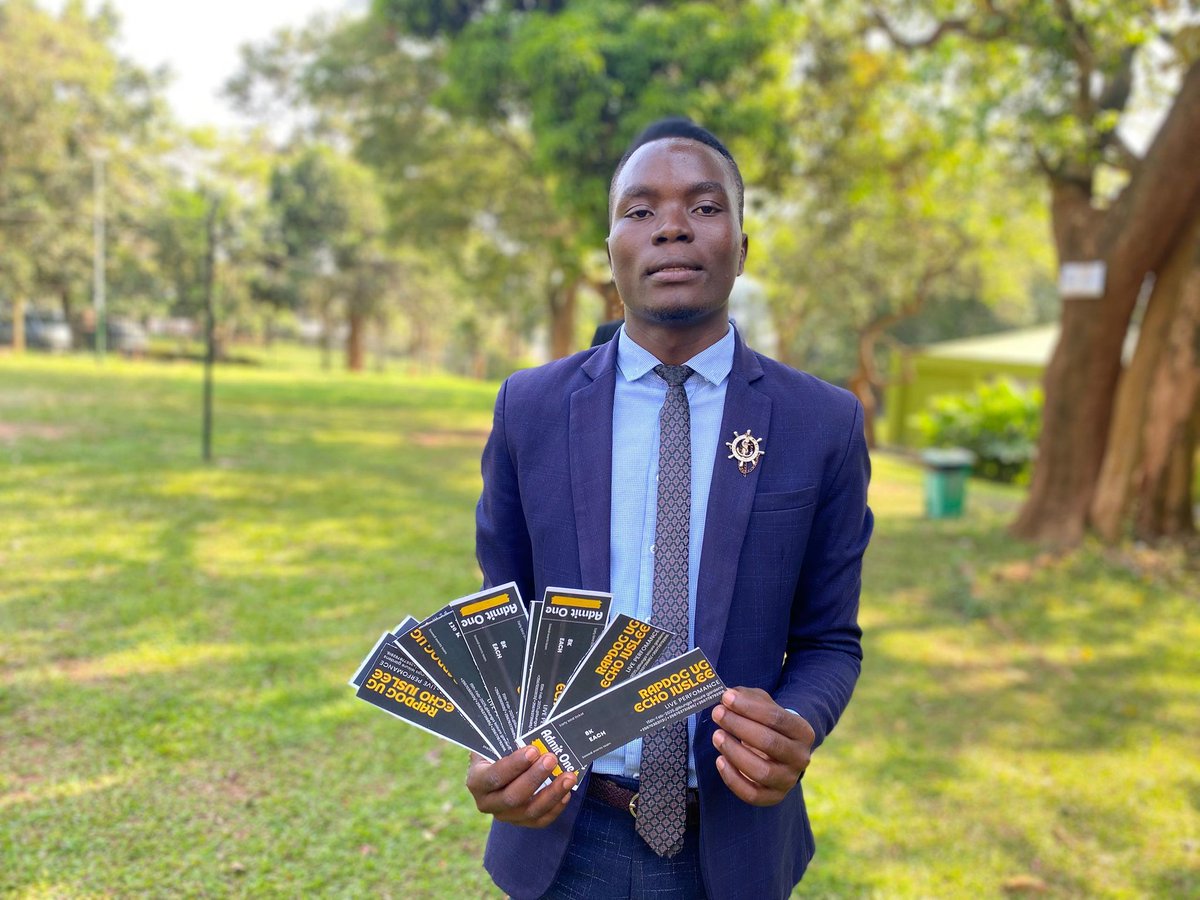 karugaba_vicent's tweet photo. Today sharing a light moment with KCU young vibrant artist @Rapdog ug following the upcoming massive show on 15th Feb 2025 concert at Bunga leisure Gardens and l managed to officially support the function.
#MSAKCU
#All KCU students
#Rapdog ug. https://t.co/Vn321N1tGa