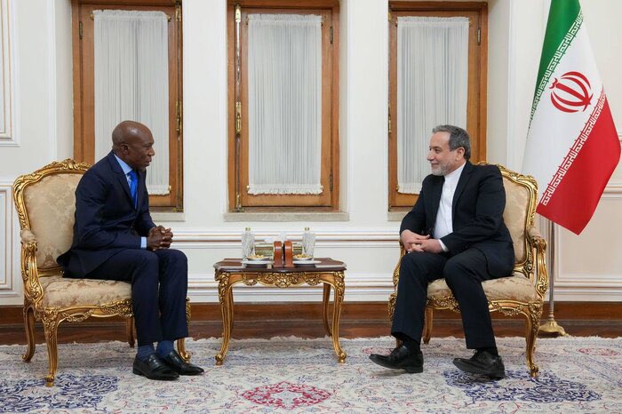 LeoneIran's tweet photo. Iran’s Min.of Foreign Affairs,Araghchi, commended President  Bio,for appointing Amb.S Koroma as SL’s https://t.co/tH7DK9qAIk Iran.expressed Iran’s app.for SL’s role as member of the(UNSC), marked a significant step forward in the longstanding relationship between SL.and Iran. https://t.co/7t3HWXFO0C
