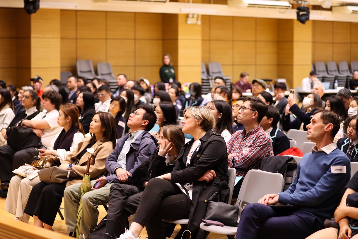 NAISHongKong's tweet image. 🌟✨Before the holiday, we hosted our annual IGCSE & IB Pathways Events for our Year 9 and Year 11 families! These sessions were designed to give students and parents insights into the various courses available, helping them make informed choices about their academic journey.🎓💼