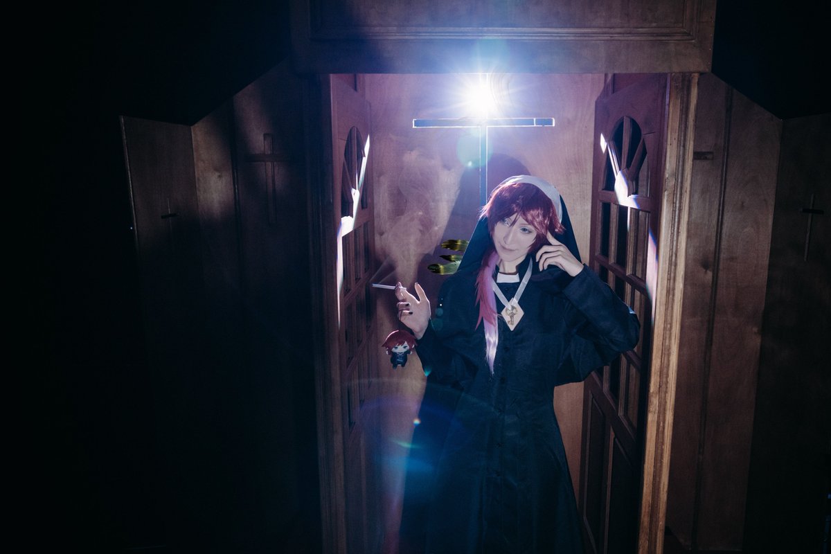 silverilsa's tweet photo. 🌈🕒/🗝️💸
コスプレ/ローレン(神っぽいな ver.)
本來想用ぬい但只搶得到ぱぺっと🥲
我看起來好像在欺負指娃😂
#cosplay https://t.co/eVoseDuf0t