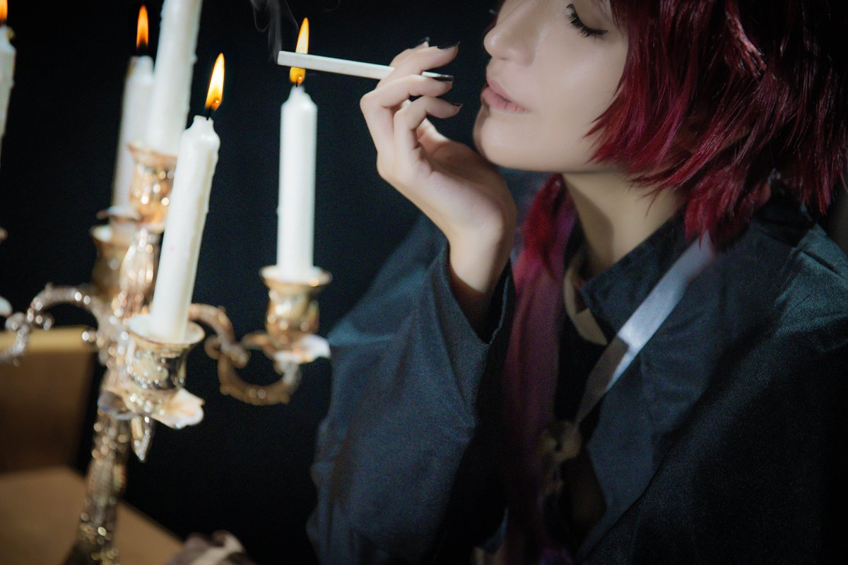silverilsa's tweet photo. 🌈🕒/🗝️💸
コスプレ/ローレン(神っぽいな ver.)
本來想用ぬい但只搶得到ぱぺっと🥲
我看起來好像在欺負指娃😂
#cosplay https://t.co/eVoseDuf0t