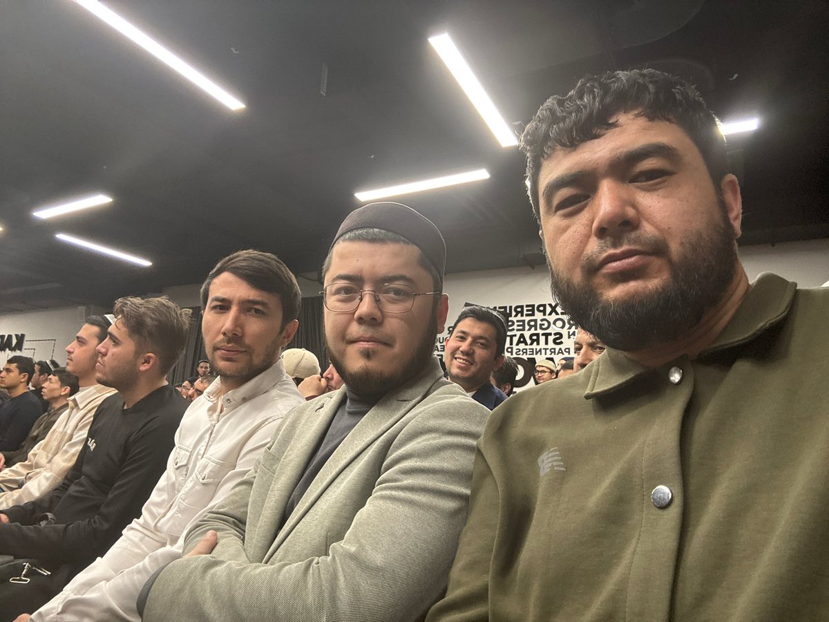 Тақдимотдамиз

<a href="/thejavohir/">Javohir Izzatulloh</a> <a href="/AzizYRahimov/">Aziz Rahimov</a> <a href="/Ustoz_Shifu/">Muhammadali Eshonqulov</a>