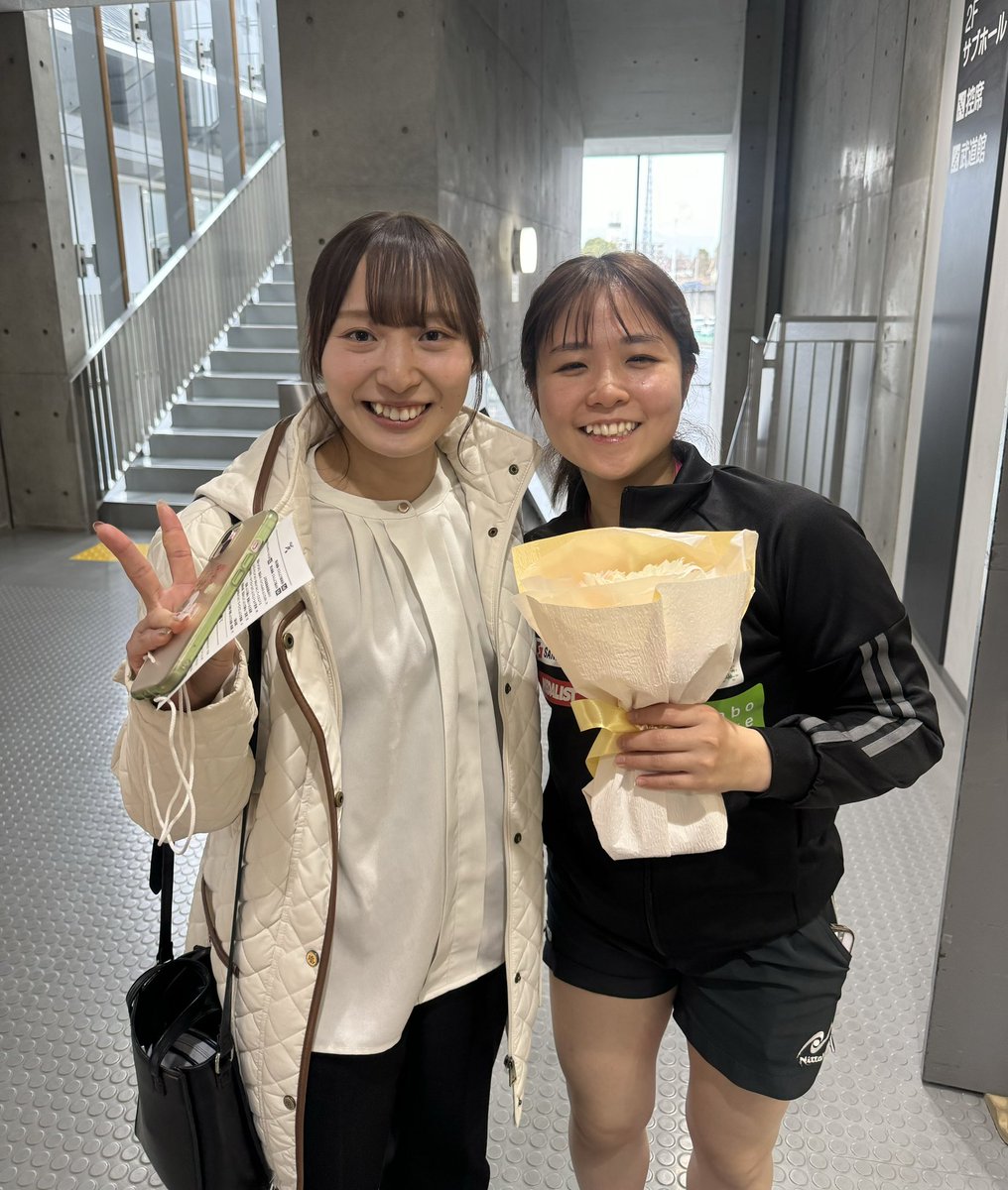 ma_bu_bu_'s tweet photo. 2025年全日本卓球選手権　準優勝🥈
このペアで最後の全日本でした。
初戦から終わりが頭をよぎる試合で苦しかったですがまた2人で表彰台に立てて嬉しかったです😆
どの写真も梅村さんの表情が今までで1番スッキリしてて…🥹語彙力ないです🥹 https://t.co/4Vi8WGXc4z