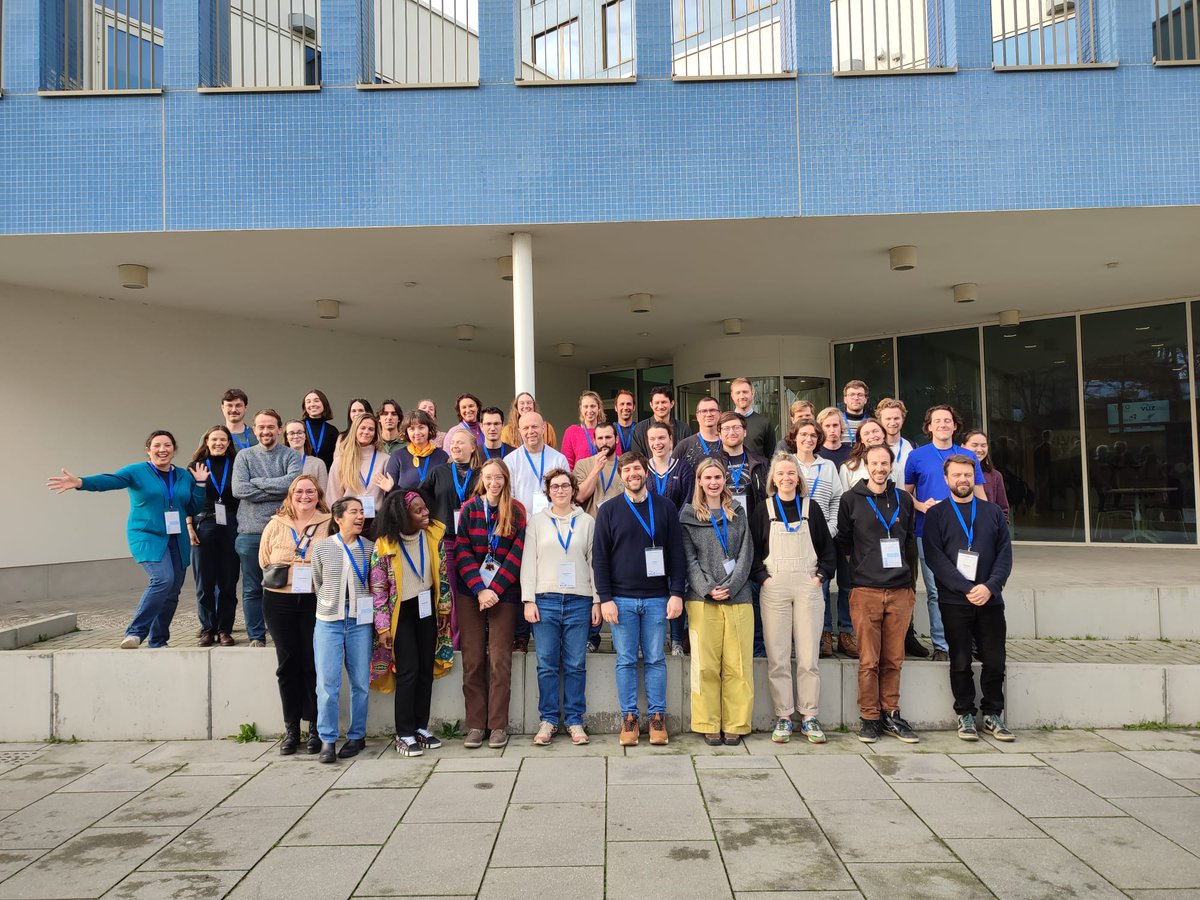 🔬 Behind every VLIZ project, passionate researchers push boundaries every day. 💡 Last Friday, they shared insights on their groundbreaking marine research. 🌊 Do you also want to help shape the future of marine science? Exciting job opportunities await! 👉
