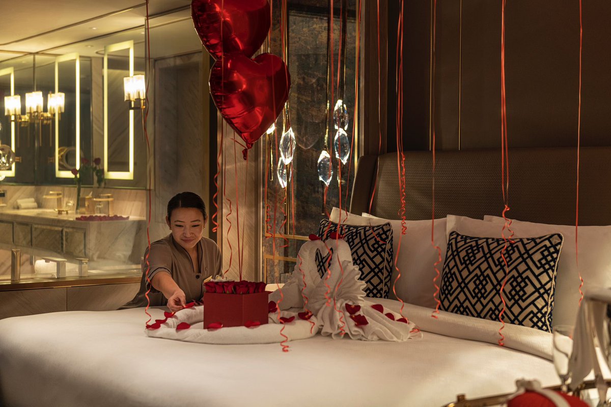 StRegisKuwait tweet media