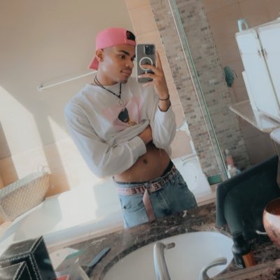 BalmainEgypt's tweet photo. #NewProfilePic https://t.co/6CJUj4S9he