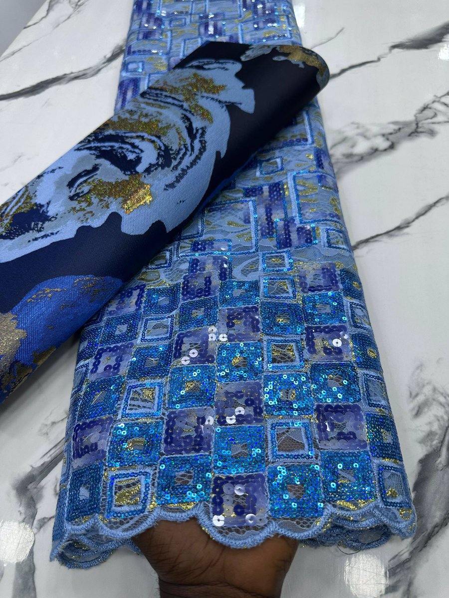 abeeoulah's tweet photo. Take your style to the next level with our one-of-a-kind Sequence lace with 3D grandmaster Gele
Fabric: Price: N67,500
Yardage: 6Yards
3D Grandmaster Gele: N55,700
Send a Dm to place your order!
#sequins #sequence #sequencesaree #asoebilace #asoebiusa #asoebiamerica #nigeria https://t.co/xGYc9QI8sC