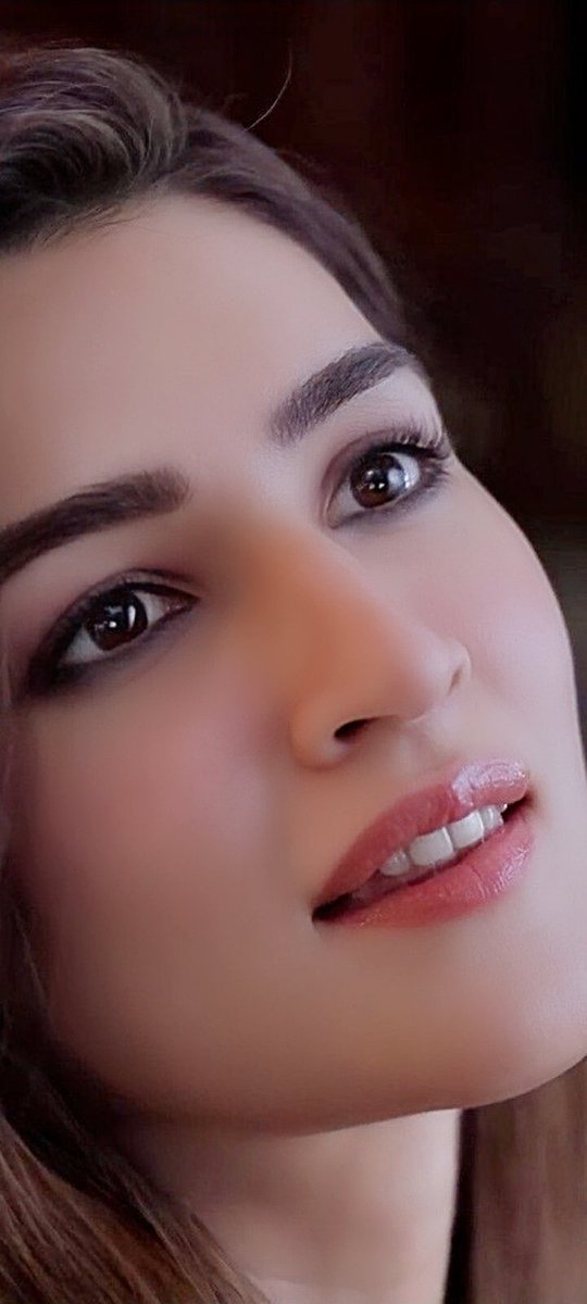 FunPlanet365's tweet photo. She's Magic
#KritiSanon Kriti Sanon
#StarManPost https://t.co/MGa3I0oUqg