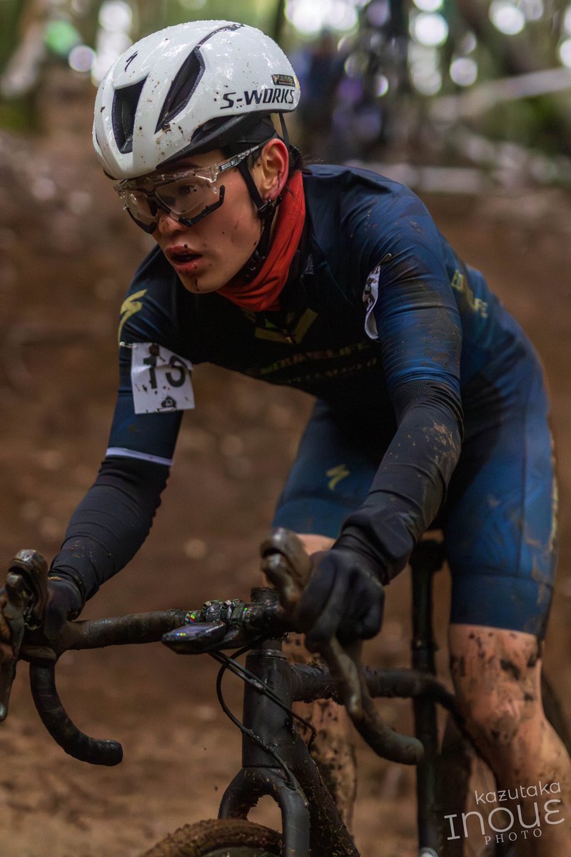 KaItO102356's tweet image. 野田シクロクロス
ME4 8位

まさに泥、これ以外思いつきません笑
テクニカルで滑りまくりでしたが楽しかったです笑
チーム時代は写真撮る側でしたが、撮って貰えると嬉しいですね！

📸 @InoueAccount 様

#スペシャライズド #crux #シクロクロス #野田シクロクロス