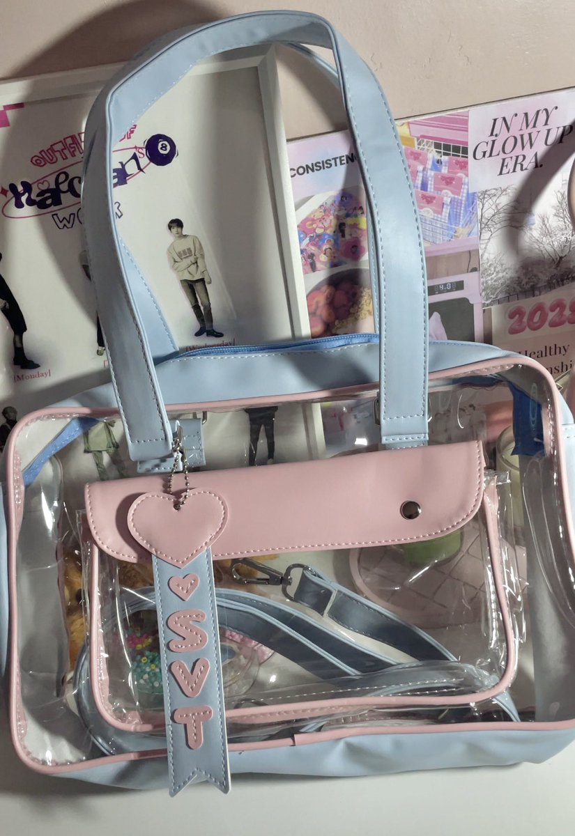 min_nuette's tweet photo. HELP RT‼️🙏

WTS TIKET SEVENTEEN RIGHT HERE 17RH FREE TAS PVC

DAY 2 - YELLOW SOUTH (1 TIX)

✅ Door : 237•39-1xx
✅ 2,3JT
✅ KEEP WITH DP 
✅ BOLEH NEGO TIPIS YA

💌 MINAT DM YAPP💕

#SEVENTEEN_RIGHT_HERE_IN_JAKARTA #WTS #SEVENTEEN_RIGHT_HERE https://t.co/jXDPVi1BAK