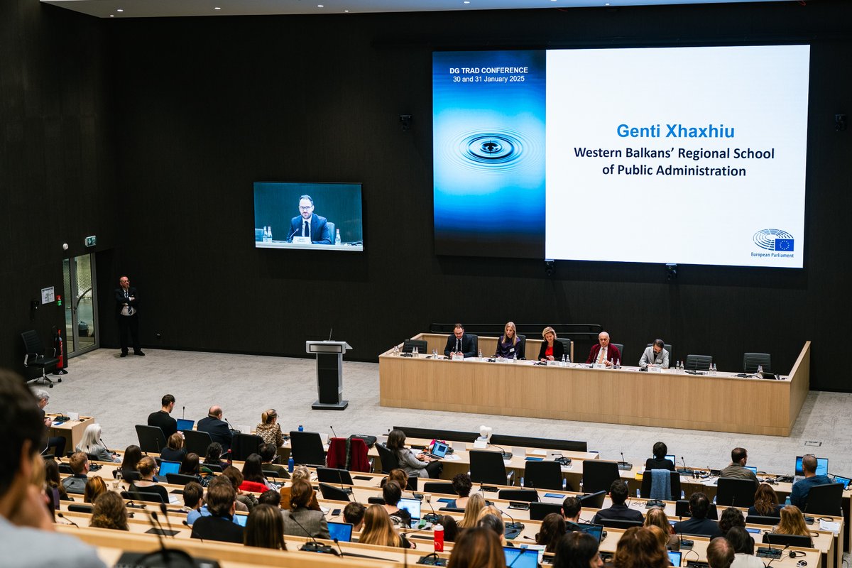 ReSPA (@respa_eu) on Twitter photo Our programme coordinator <a href="/GentianXhaxhiu/">Genti Xhaxhiu</a> contributed to the <a href="/Europarl_EN/">European Parliament</a> Translation Service Conference on “The Multilingual Story of Enlargement” & highlighted the efforts to strengthen translation capacities in the Western Balkans. Our programme coordinator <a href="/GentianXhaxhiu/">Genti Xhaxhiu</a> contributed to the <a href="/Europarl_EN/">European Parliament</a> Translation Service Conference on “The Multilingual Story of Enlargement” & highlighted the efforts to strengthen translation capacities in the Western Balkans.