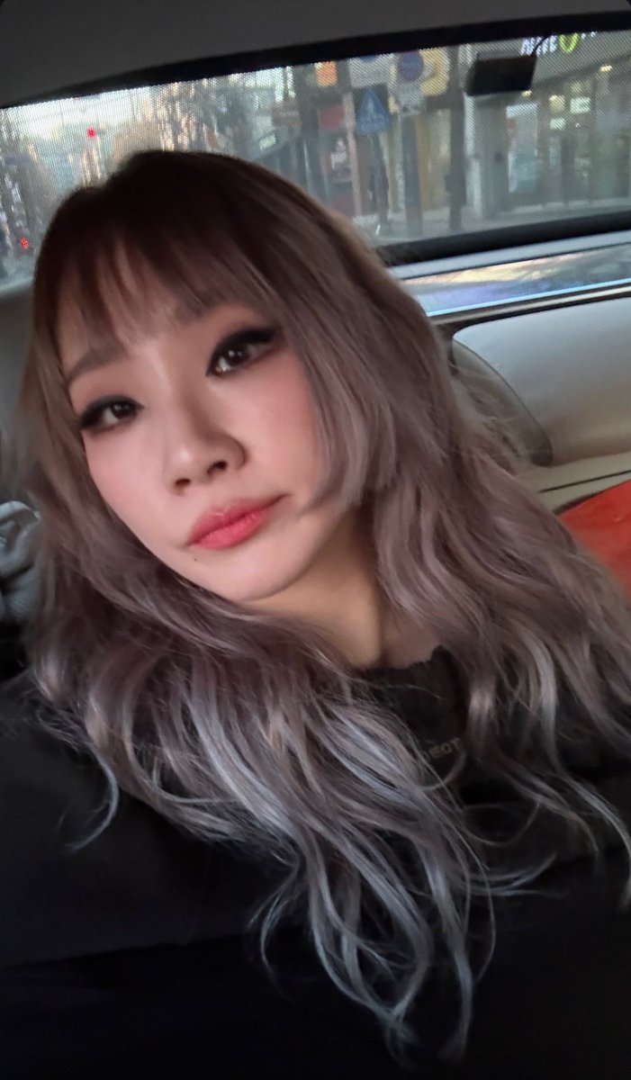 memealuvzCLx's tweet photo. NO WAY SHE'S SO GORGEOUS 😭😍 https://t.co/HupeGKTJoC