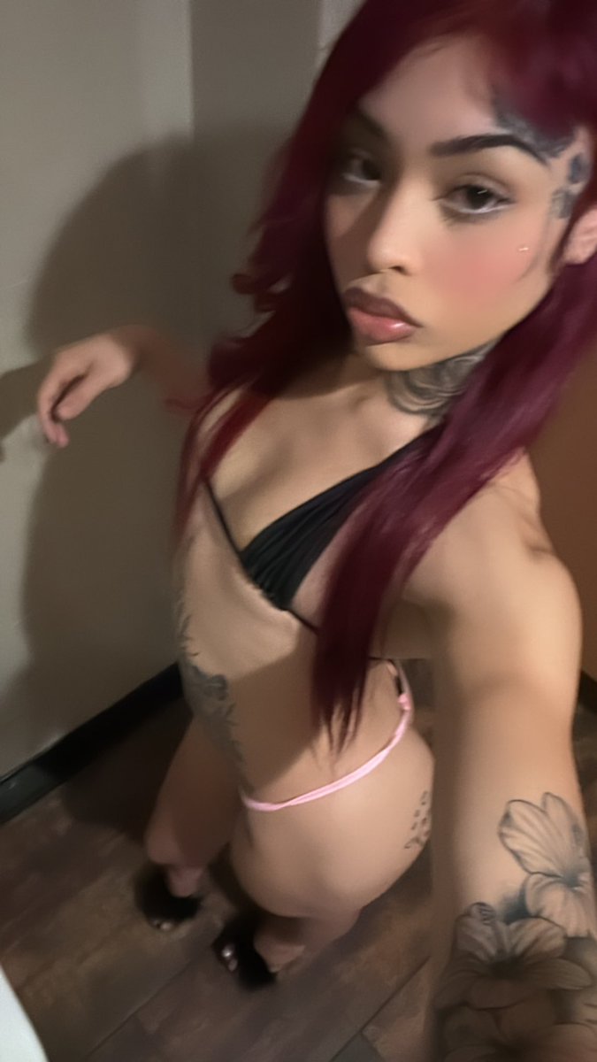 candylandbabyy's tweet photo. 🎀🎀 https://t.co/kYFVpsRLen