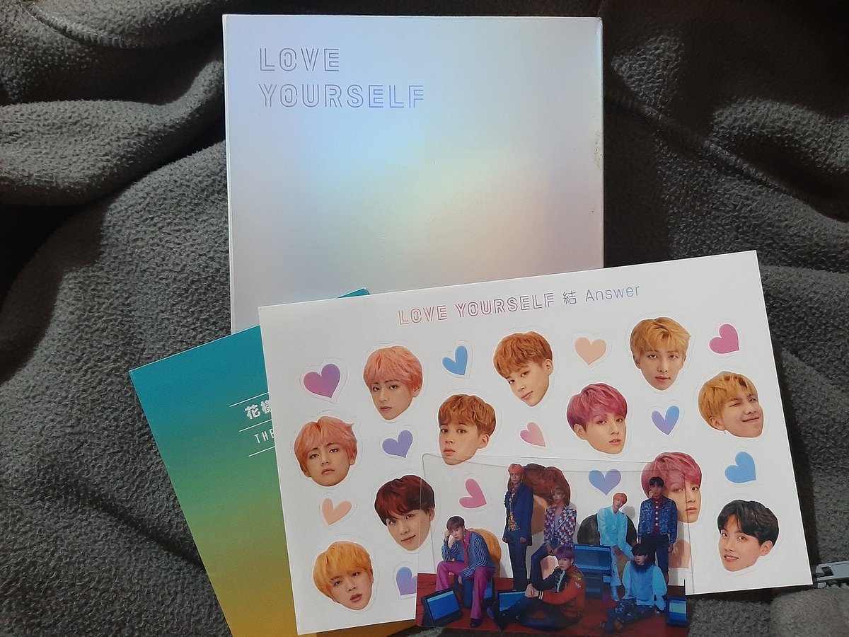 taeverything95's tweet photo. WTS/Want To Sell
- Album BTS Love Yourself Her V Ver: 30k (No PC)
- Album BTS Love Yourself Answer L Ver: 65k 

• Bisa CO di 🍊
• Minus, DM

#BTS #ARMY #BTSARMY #방탄소년단 #RM #NAMJOON #JIN #SUGA #JHOPE #JIMIN #V #TAEHYUNG #JK #JUNGKOOK https://t.co/8qMayPqVbt