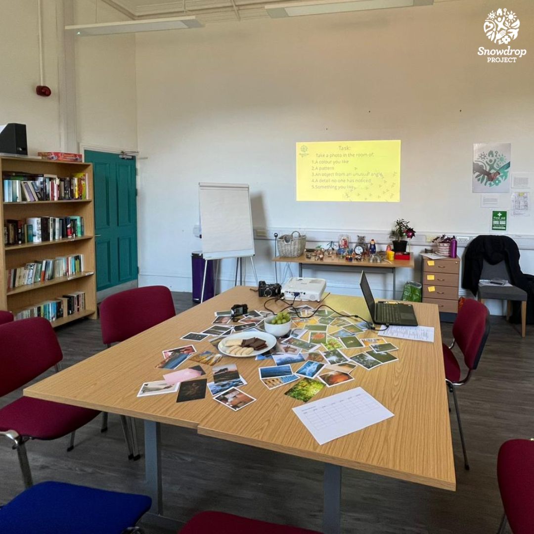 SnowdropProject's tweet image. Snowdrop has launched a new Photography Skills Group for clients aged 16-25! 📸

Over the next six weeks, the young people will develop their skills, express themselves and connect with others who have similar interests.

We’re so excited to see what our clients capture! 🌟